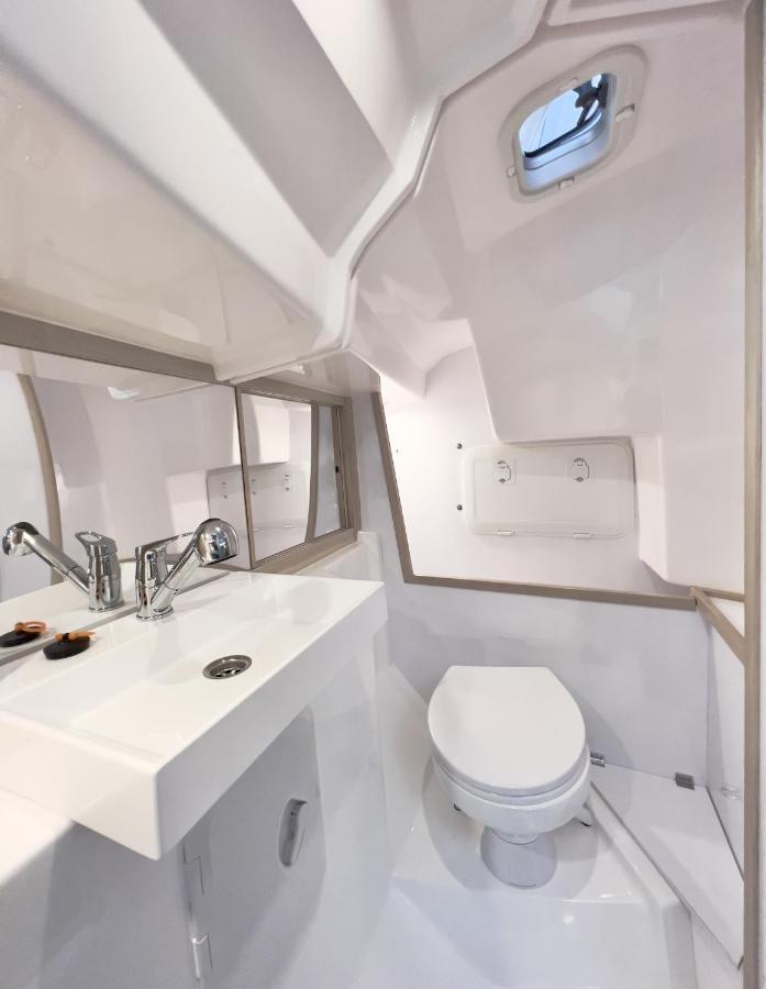 Hausboot Segelyacht Nui Otel Burgtiefe auf Fehmarn Dış mekan fotoğraf