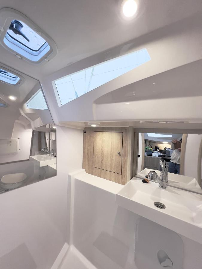 Hausboot Segelyacht Nui Otel Burgtiefe auf Fehmarn Dış mekan fotoğraf